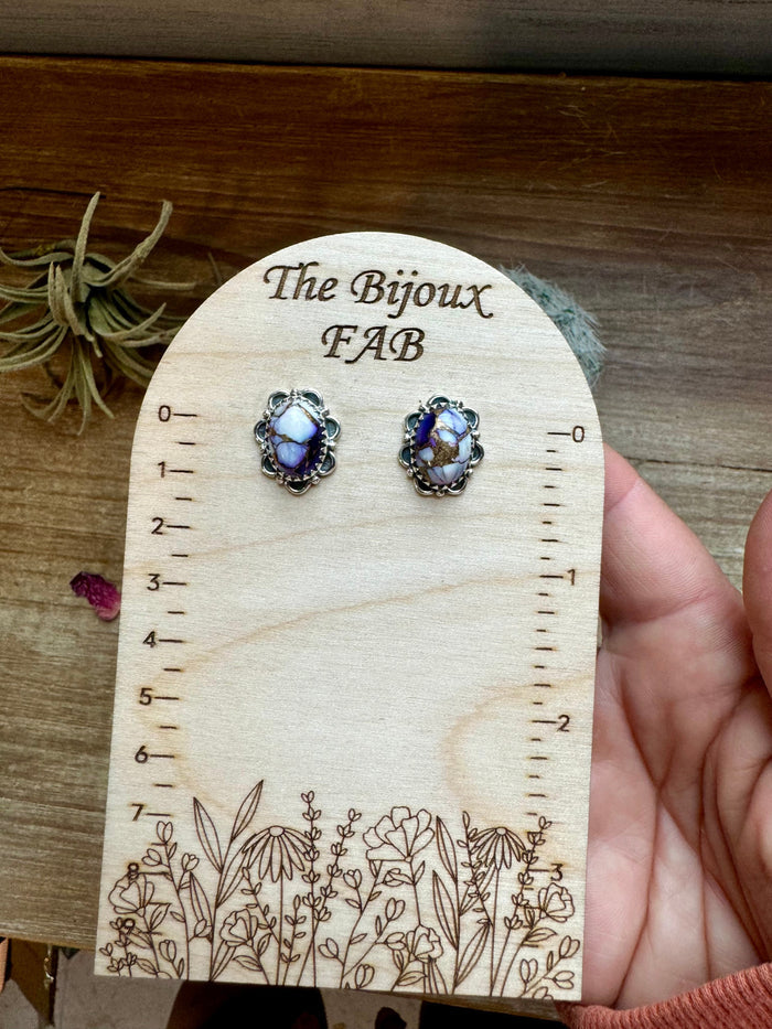 Stud earrings violet rose