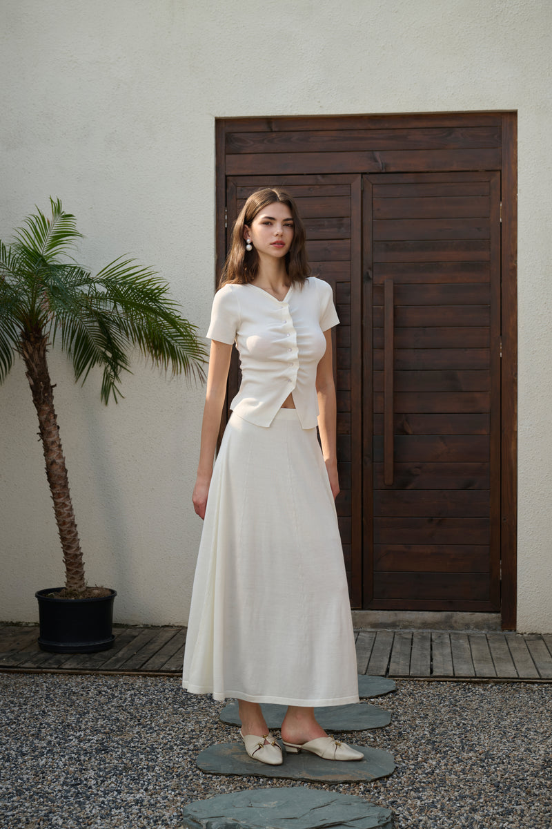 V-neck ruched top & maxi skirt