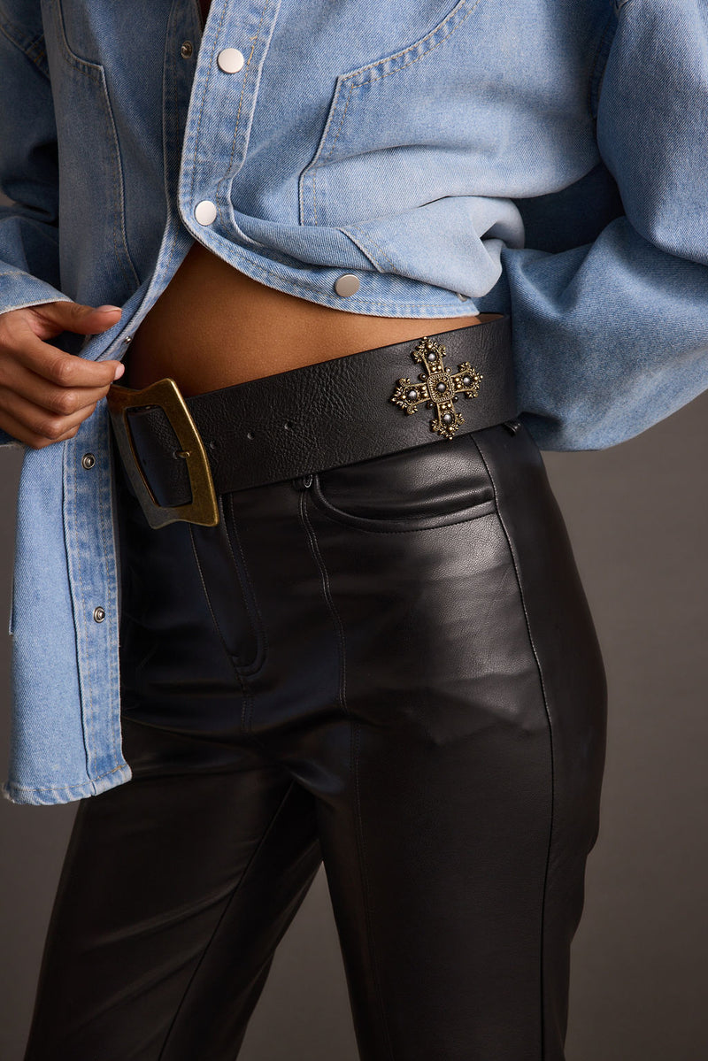 Close-up of the Whisper Black Statement Belt showcasing the fabric texture and design details.